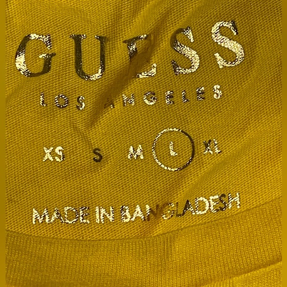 Guess top - Picture 2 of 2